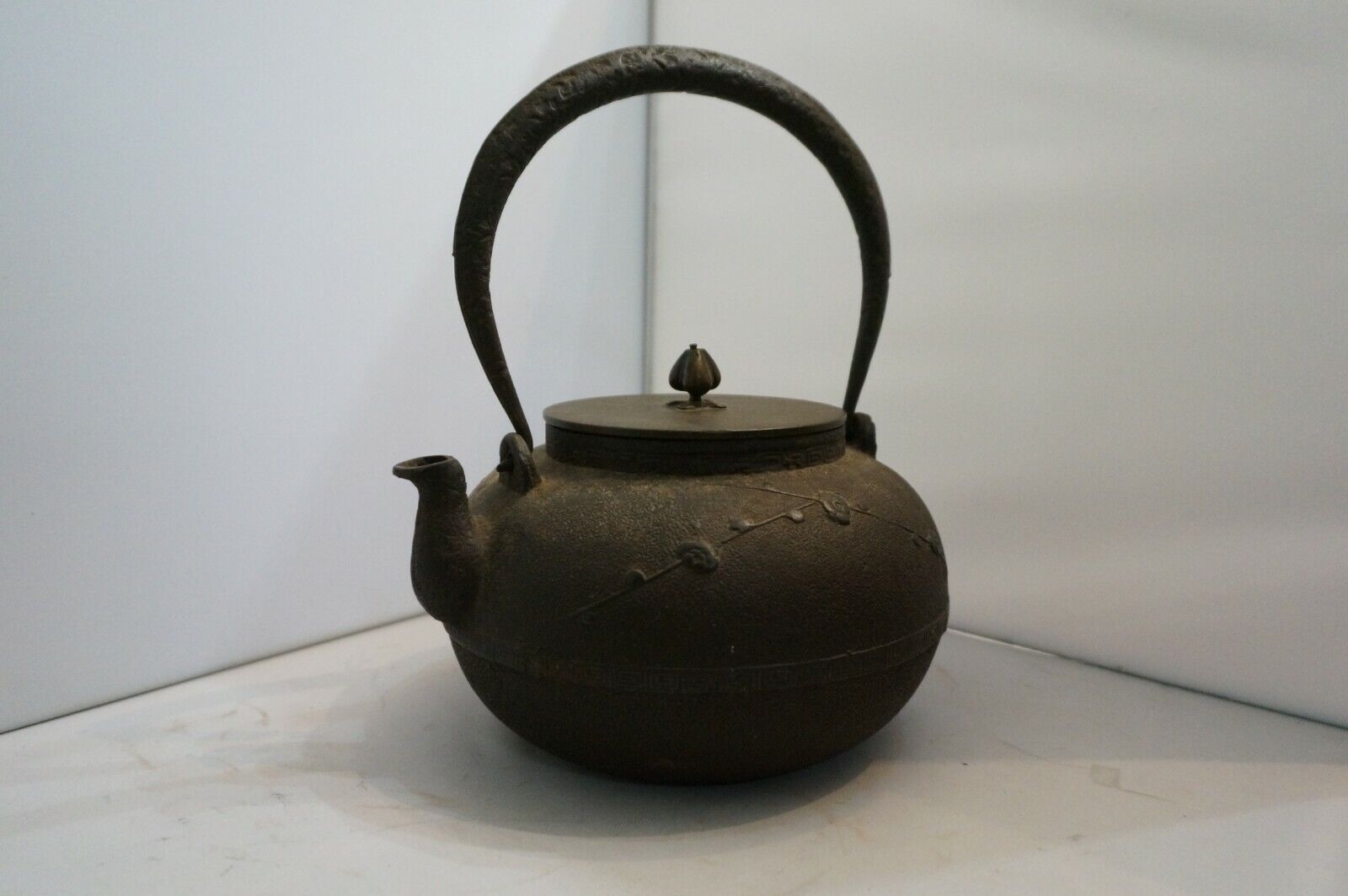 Antique Ryubundo Early Japanese Teapot Iron W/ Bronze Lid Signed Large Treasure!